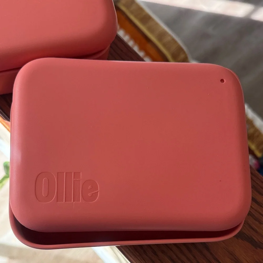 Ollie Red Dog Food Storage Containers (4)
